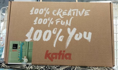 Magasin de loisirs créatifs proposant la vente de kits à coudre facile KATIA et ses accessoires à Albertville - Kit toise dinosaure 