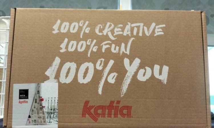 Magasin de loisirs créatifs proposant la vente de kits à coudre facile KATIA et ses accessoires à Albertville - Kit sapin calendrier de l'avent